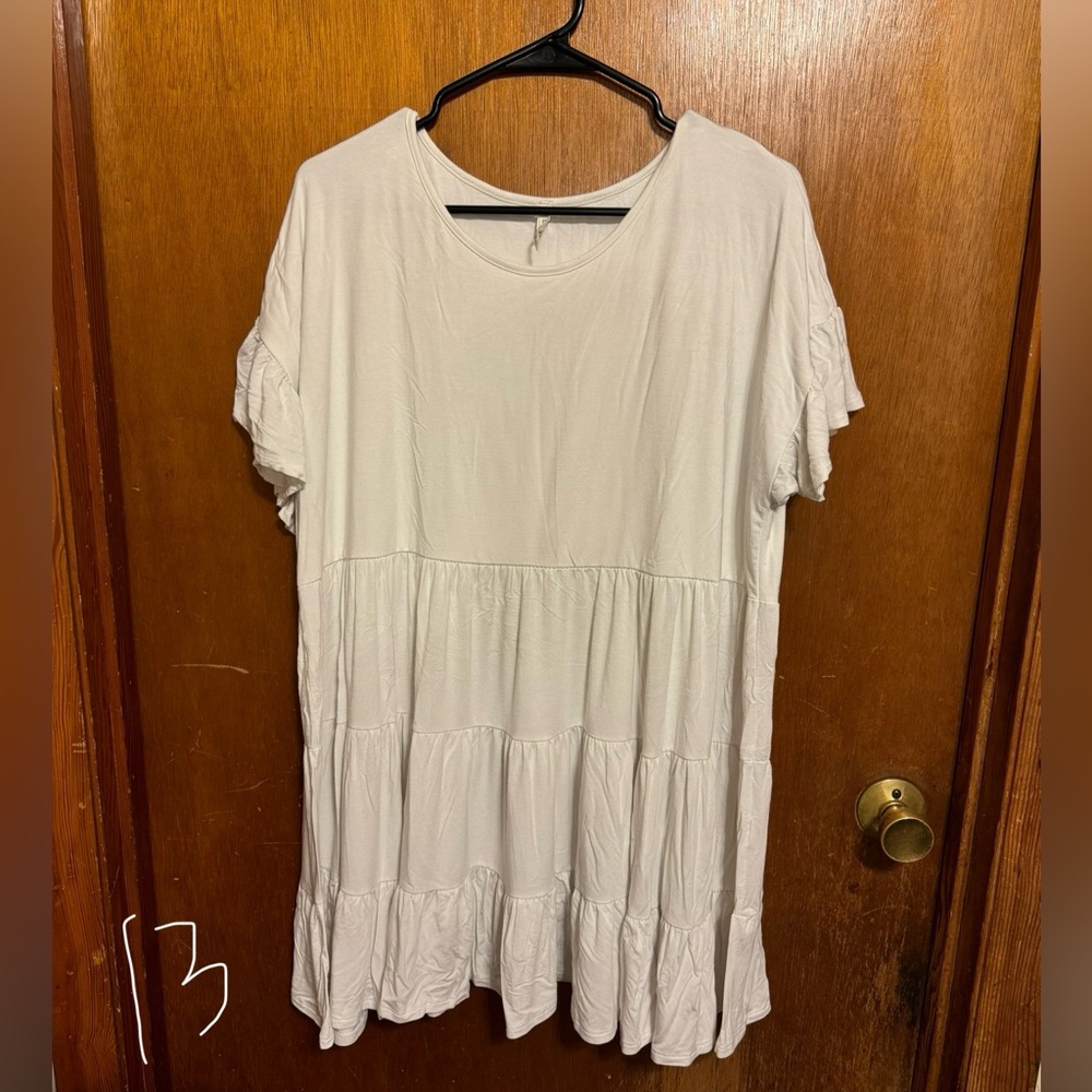 Beeson  River (bought from Chic Soul) 2X Ivory babydoll top